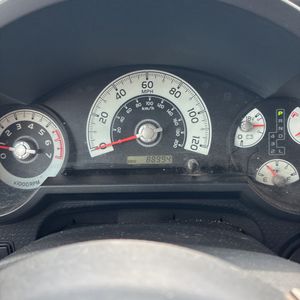 صورة 42 لـ 2013 Toyota FJ CRUISER BASE
