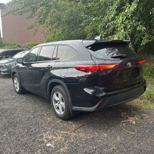 2022 Toyota HIGHLANDER LE 照片 5