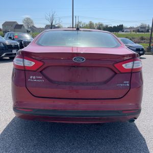 FORD FUSION HYBRID SE - 7