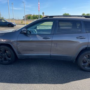 JEEP CHEROKEE LATITUDE - 4