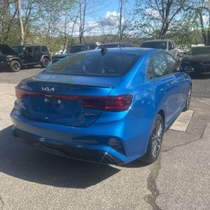 KIA FORTE GT-LINE - 8