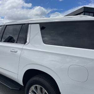 CHEVROLET SUBURBAN PREMIER - 6