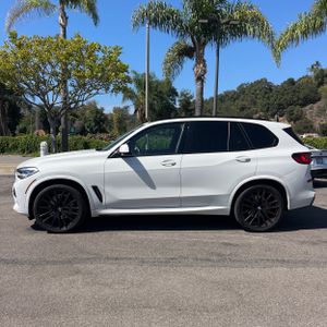 2021 BMW X5 SDRIVE40I — фото 3