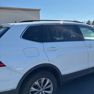 VOLKSWAGEN TIGUAN 2.0T SE 4MOTION - 9