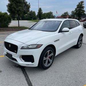 2017 Jaguar F-PACE S — фото 1