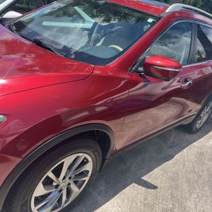 2015 Nissan ROGUE SL — фото 2