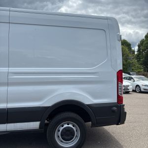FORD TRANSIT 250 - 6