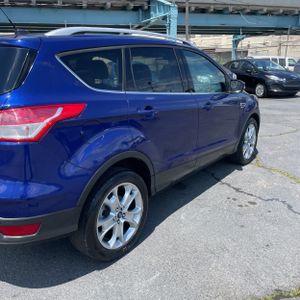 FORD ESCAPE TITANIUM - 9