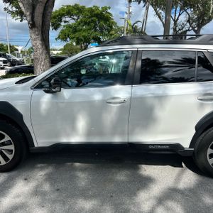 2023 Subaru OUTBACK PREMIUM — фото 4