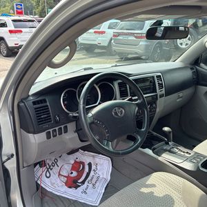 صورة مصغرة 40 لـ 2006 Toyota 4RUNNER SR5
