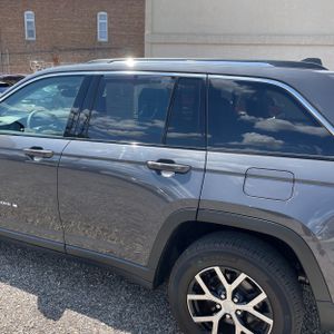 JEEP GRAND CHEROKEE LIMITED - 6