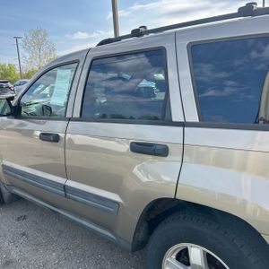 JEEP GRAND CHEROKEE LAREDO - 6