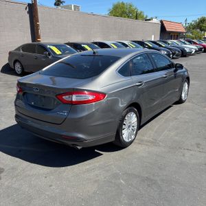 FORD FUSION HYBRID SE - 8