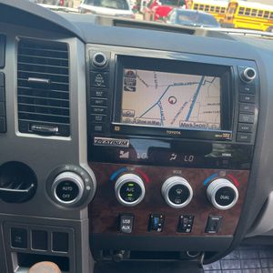 2010 Toyota TUNDRA LIMITED 缩略图 38