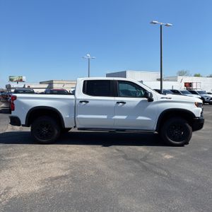 CHEVROLET SILVERADO 1500 ZR2 - 10