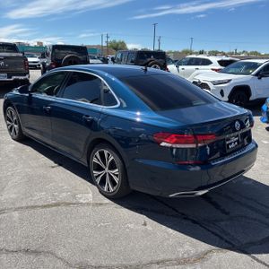 VOLKSWAGEN PASSAT SE - 5