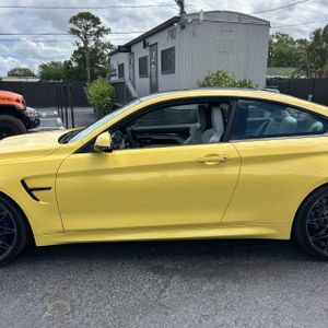BMW M4 BASE - 4