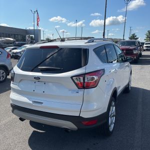 صورة 7 لـ 2017 FORD ESCAPE TITANIUM