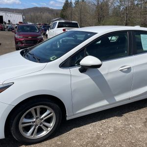 CHEVROLET CRUZE LT AUTO - 2