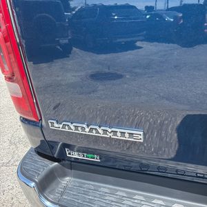 صورة مصغرة 23 لـ 2023 RAM 1500 LARAMIE