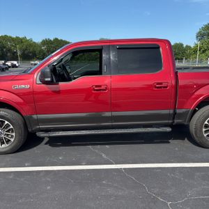 FORD F-150 XLT - 4