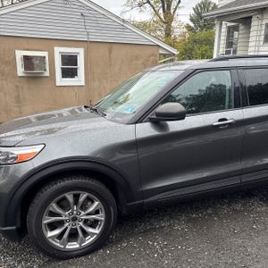 FORD EXPLORER XLT - 2