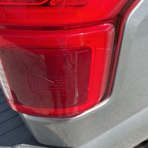 صورة مصغرة 56 لـ 2020 FORD F-150 LARIAT