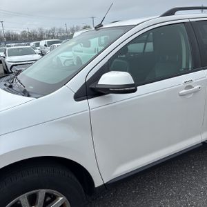 FORD EDGE SEL - 2
