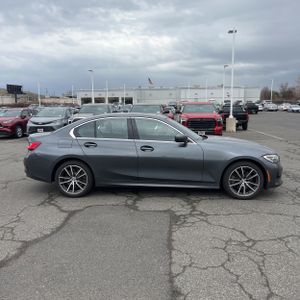 BMW 330I XDRIVE - 10