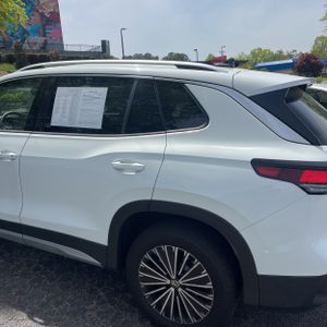 VOLKSWAGEN TIGUAN S 4MOTION - 6