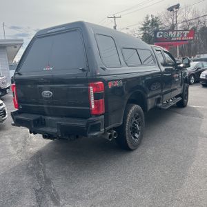 FORD F-350 SUPER DUTY LARIAT - 8