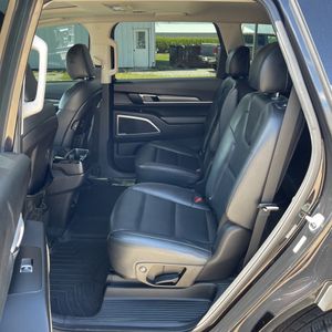 صورة 33 لـ 2021 KIA TELLURIDE S