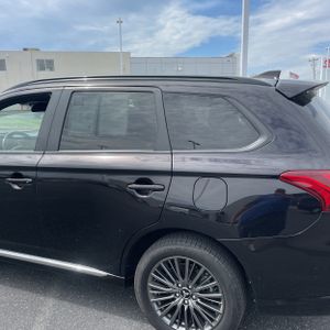 MITSUBISHI OUTLANDER PHEV LE S-AWC - 6