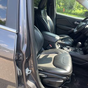 صورة مصغرة 33 لـ 2019 JEEP CHEROKEE LATITUDE PLUS