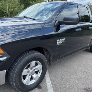 2019 RAM 1500 CLASSIC TRADESMAN 照片 2