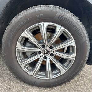 2026 Mercedes-BENZ GLC thumbnail 18