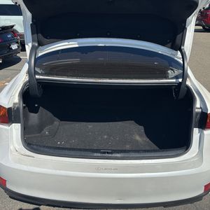 صورة مصغرة 41 لـ 2019 Lexus IS 300 BASE