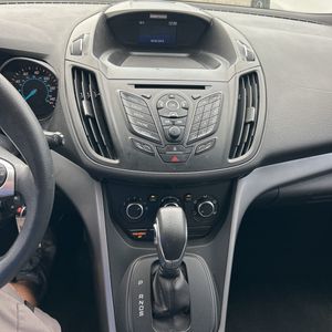 صورة مصغرة 37 لـ 2015 FORD ESCAPE SE