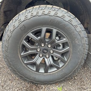 صورة مصغرة 17 لـ 2025 FORD F-150 TREMOR