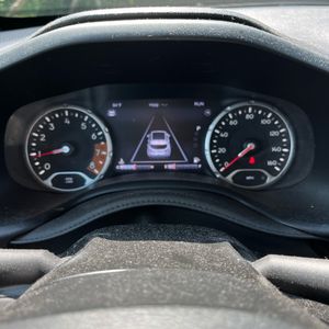 صورة 39 لـ 2021 JEEP RENEGADE LATITUDE