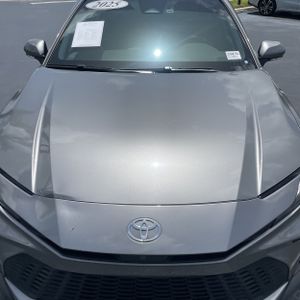 2025 Toyota CAMRY SE thumbnail 15