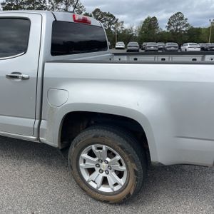 CHEVROLET COLORADO - 6