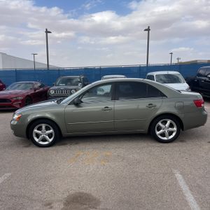 HYUNDAI SONATA SE - 3