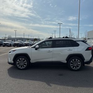 TOYOTA RAV4 - 3