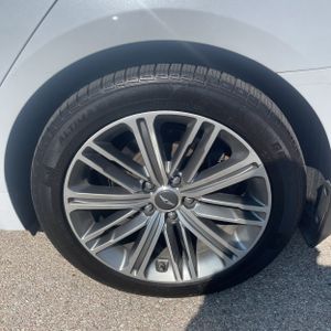 2018 Genesis G80 3.8 — миниатюра 18