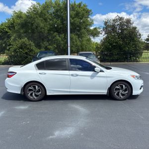 HONDA ACCORD LX - 10