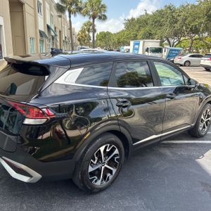 2024 KIA SPORTAGE EX photo 9