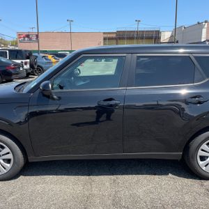 KIA SOUL LX - 4