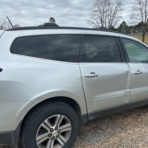 CHEVROLET TRAVERSE LT - 9