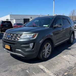 FORD EXPLORER XLT - 1